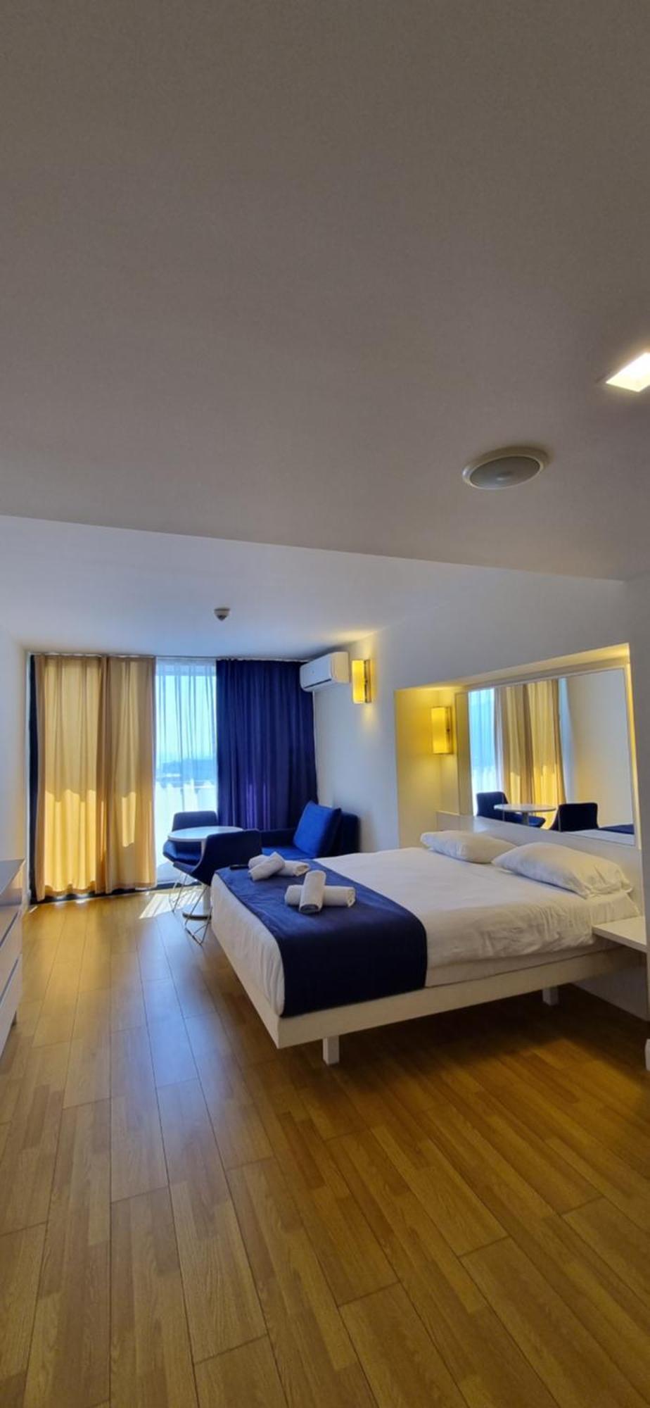 Sea View Apartments In Orbi City バトゥーミ エクステリア 写真