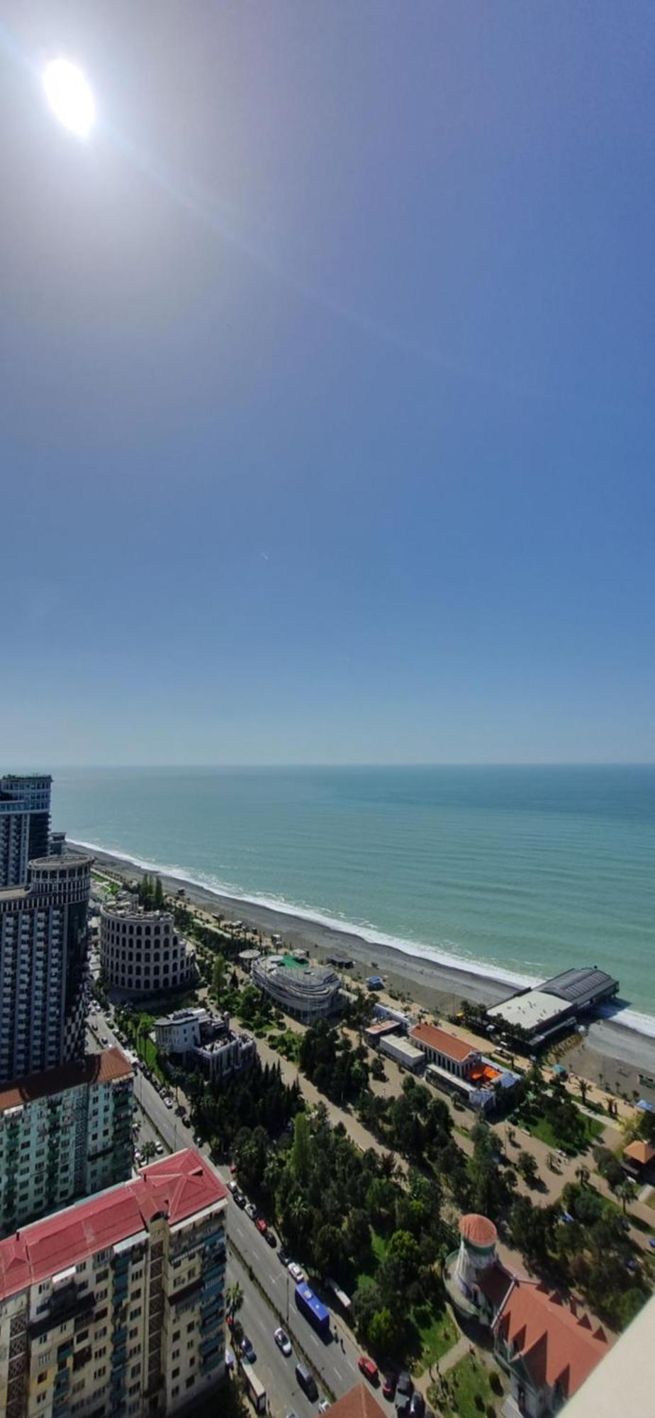 Sea View Apartments In Orbi City バトゥーミ エクステリア 写真