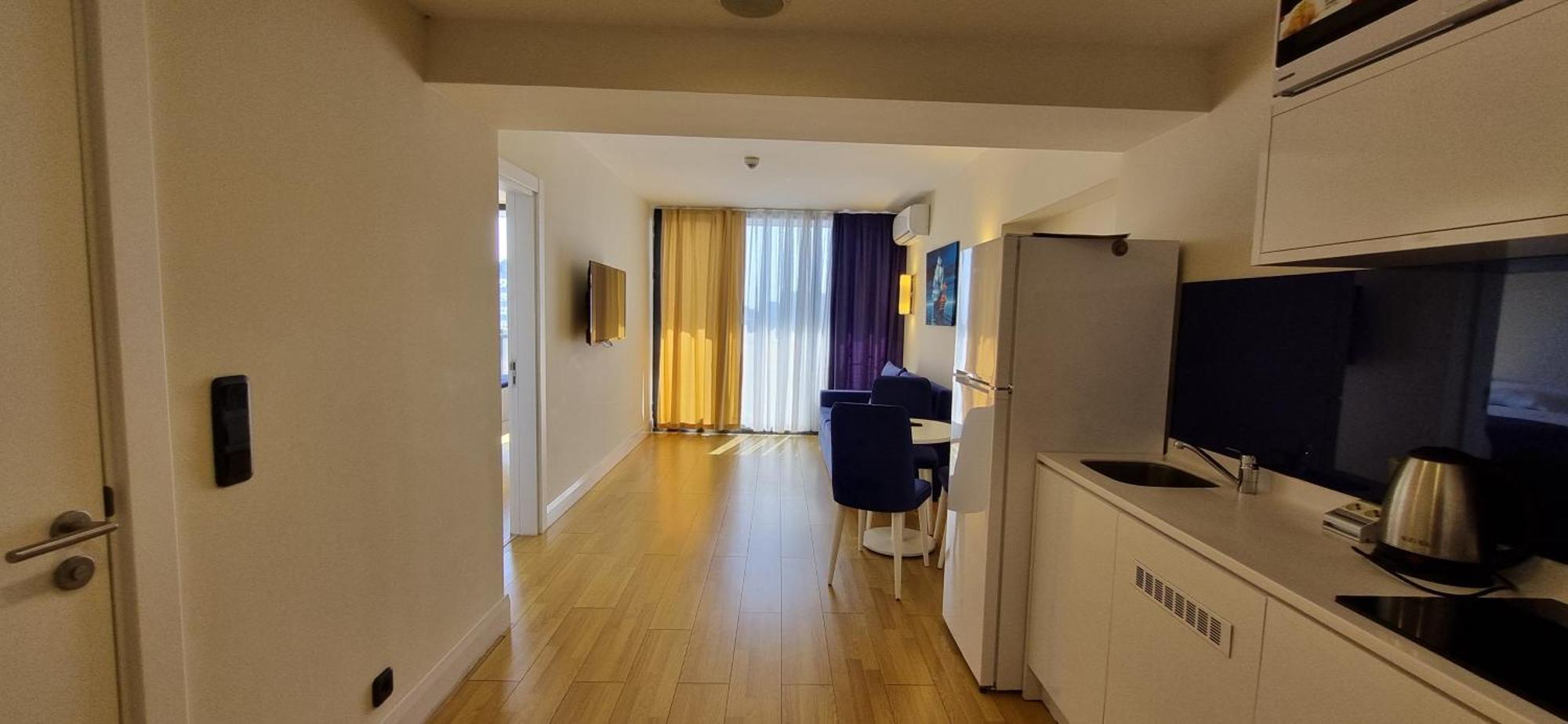 Sea View Apartments In Orbi City バトゥーミ エクステリア 写真