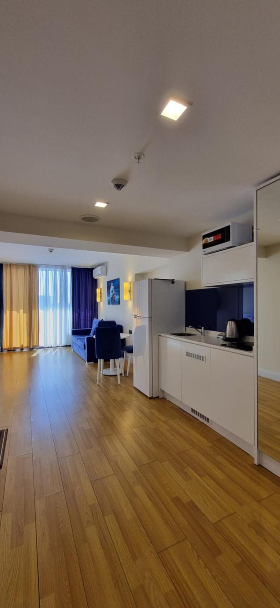 Sea View Apartments In Orbi City バトゥーミ エクステリア 写真