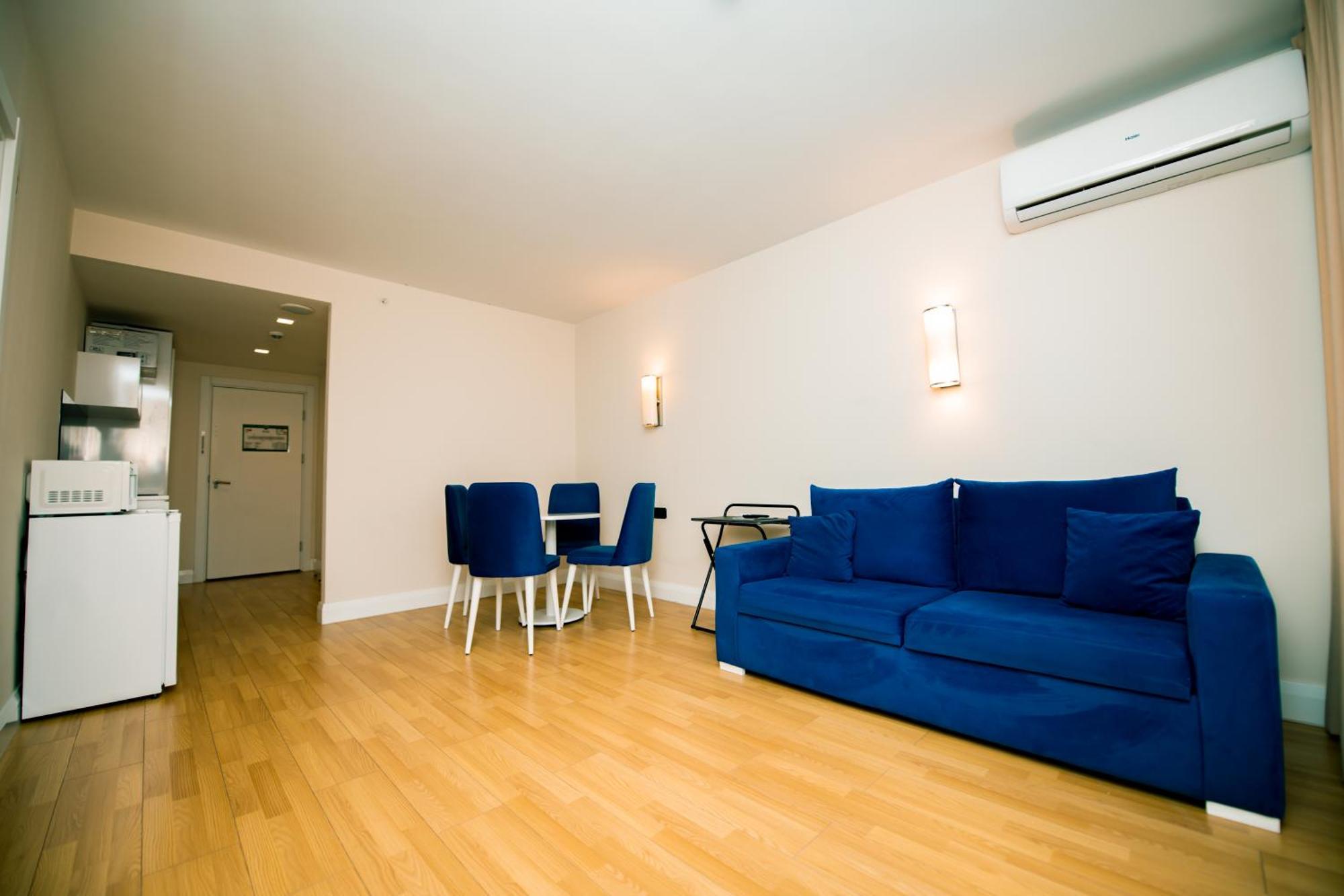 Sea View Apartments In Orbi City バトゥーミ エクステリア 写真